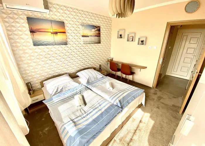 Aqua Blue - Apartment